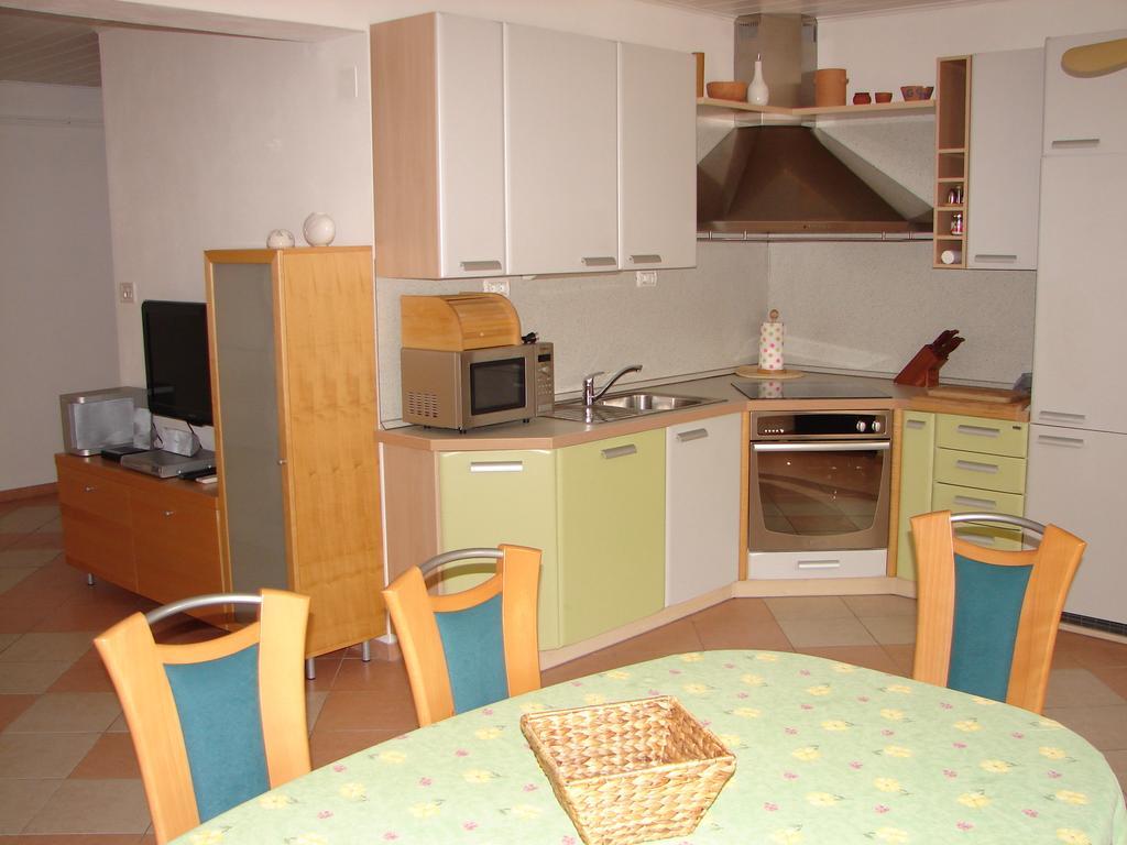 Apartma Veverin Lokve Екстер'єр фото